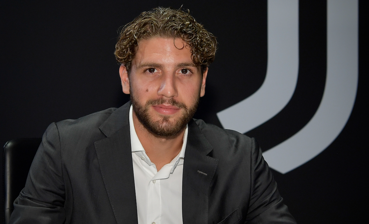 Locatelli, lettera d'amore alla Juve: «Sei il desiderio di ogni compleanno» 36 locatelli juventus 2