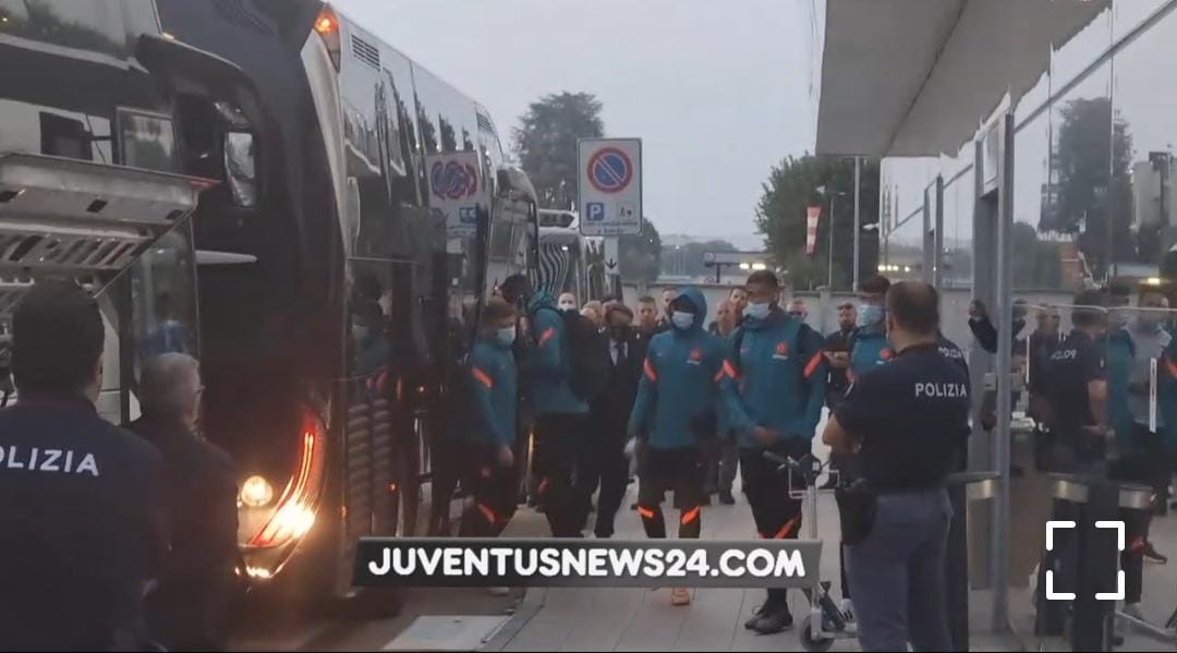 Juve Chelsea: le immagini dell'arrivo a Caselle - VIDEO ESCLUSIVO 36 WhatsApp Image 2021 09 28 at 19.19.24