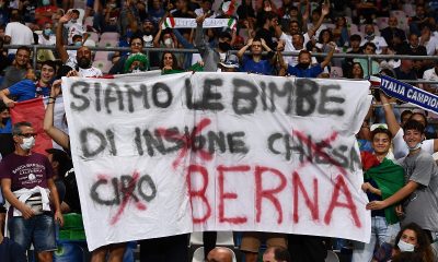 striscione bernardeschi