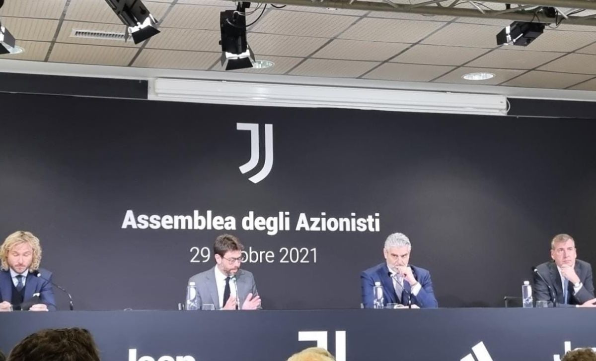 Conferenza stampa Agnelli post assemblea azionisti Juventus: le parole 36 Progetto senza titolo 4