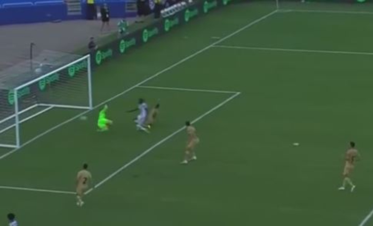 Gol Kean: tutto facile per il momentaneo pareggio - VIDEO 36 Cattura 1 5