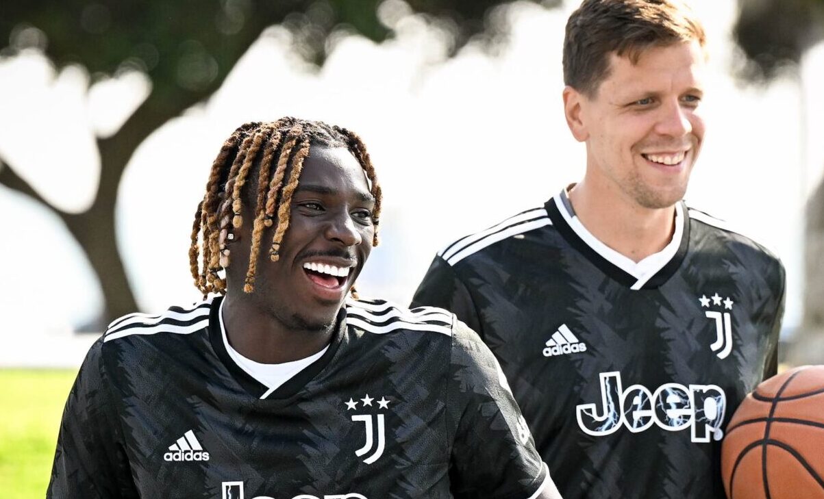 Kean contro Sczsesny, sfida di beneficenza a basket. Le FOTO 36 kean szczesny basket scaled e1659178980707