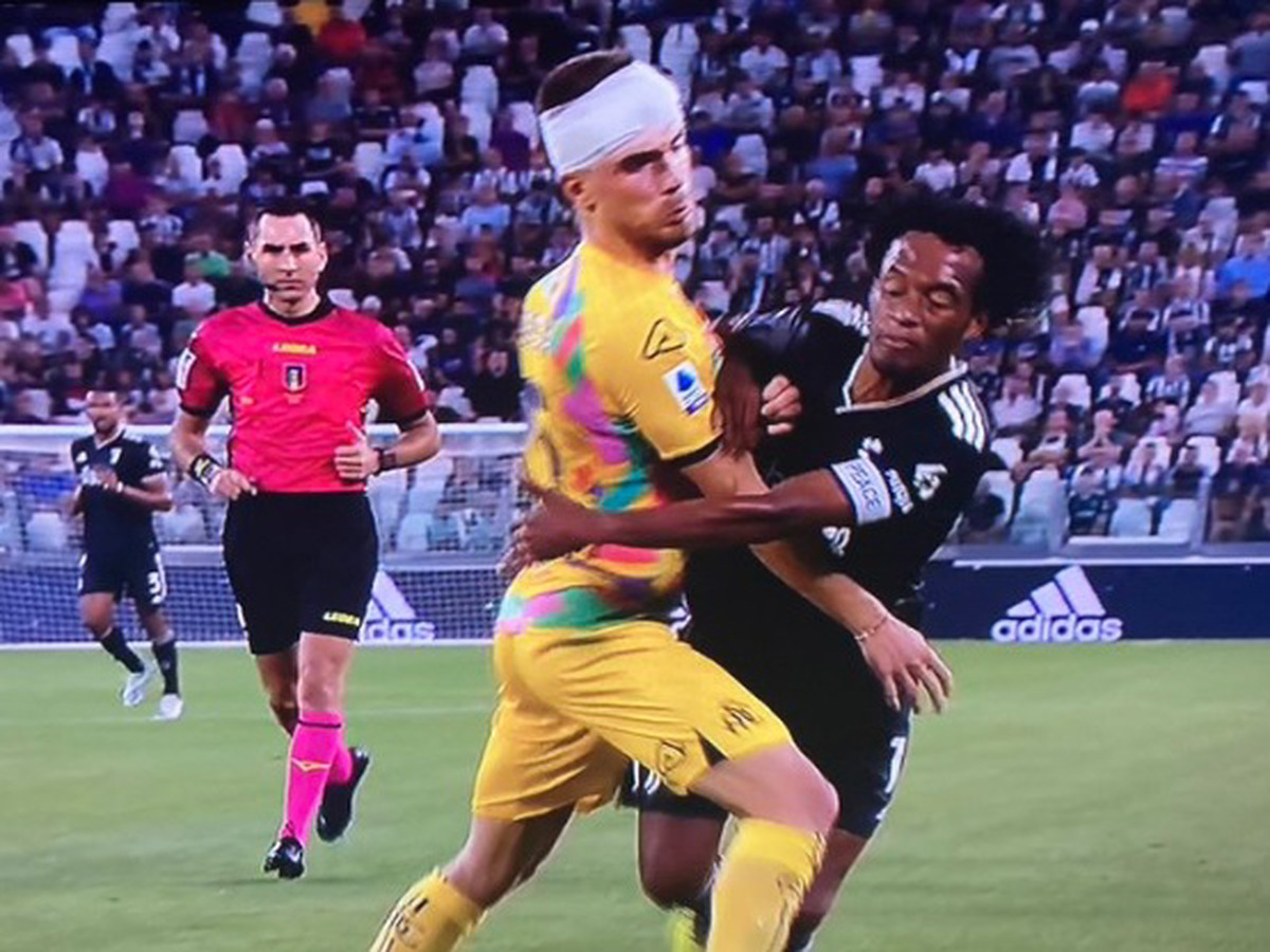 Cuadrado Hristov, grandi proteste. Marelli: «Rigore? Ora vi dico io» 36 Cuadrado Hristov