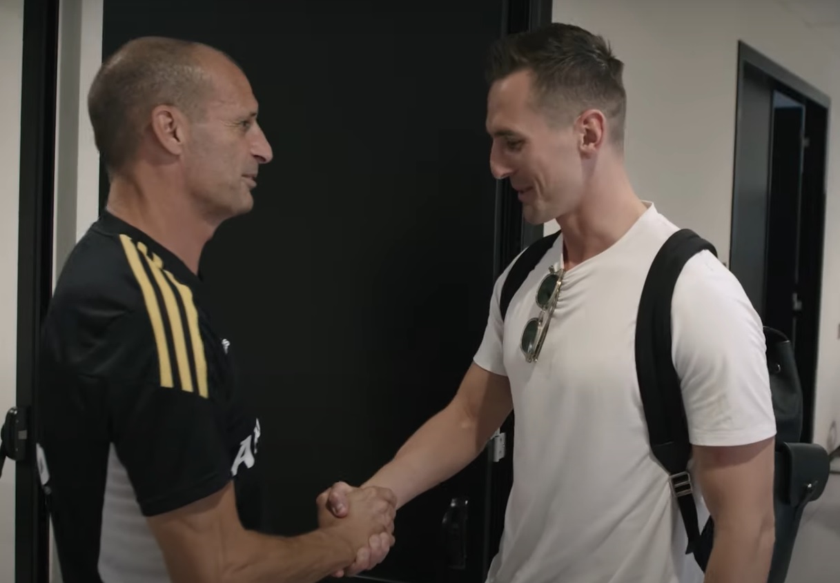 Milik Juve, il dietro le quinte: ecco com'è andato il primo giorno - VIDEO 36 Milik 5