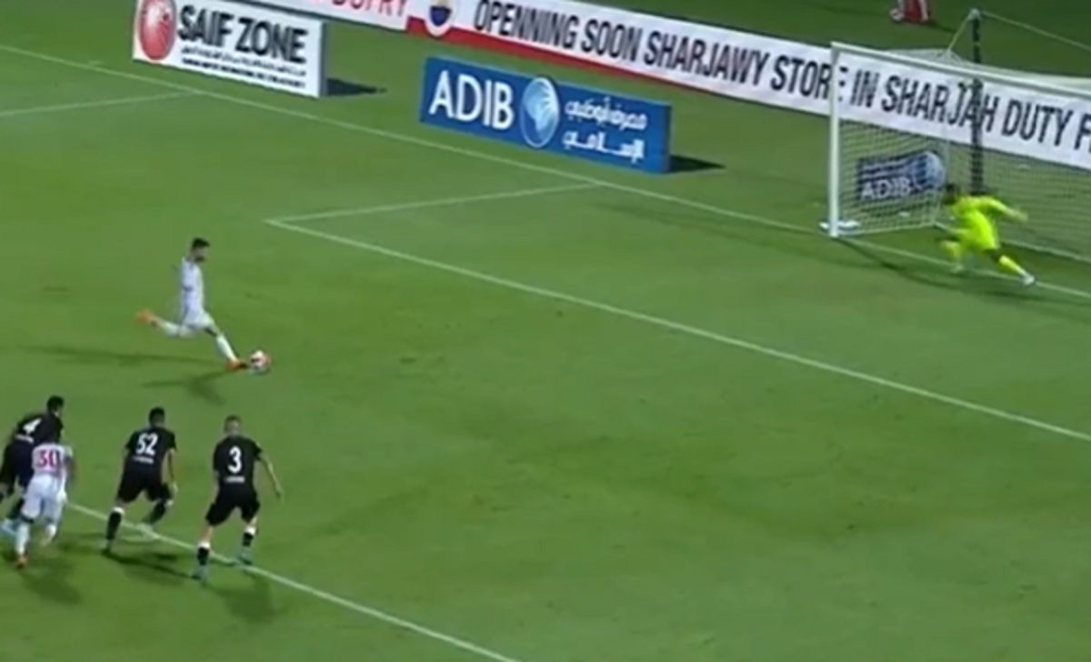 Pjanic subito in gol con lo Sharjah! L'ex Juve glaciale su rigore - VIDEO 36 pjanic