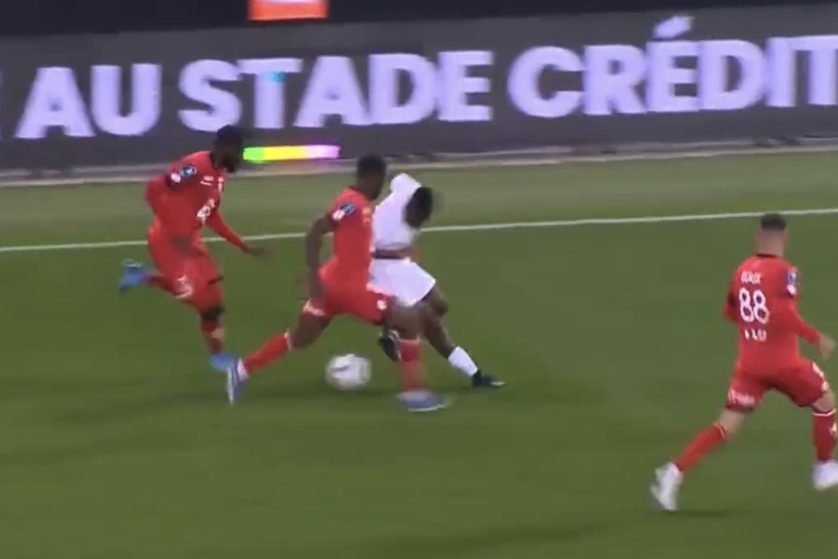 Chibozo show con l'Amiens! Assist spaziale per l'ex Juve - VIDEO 36 Chibozo