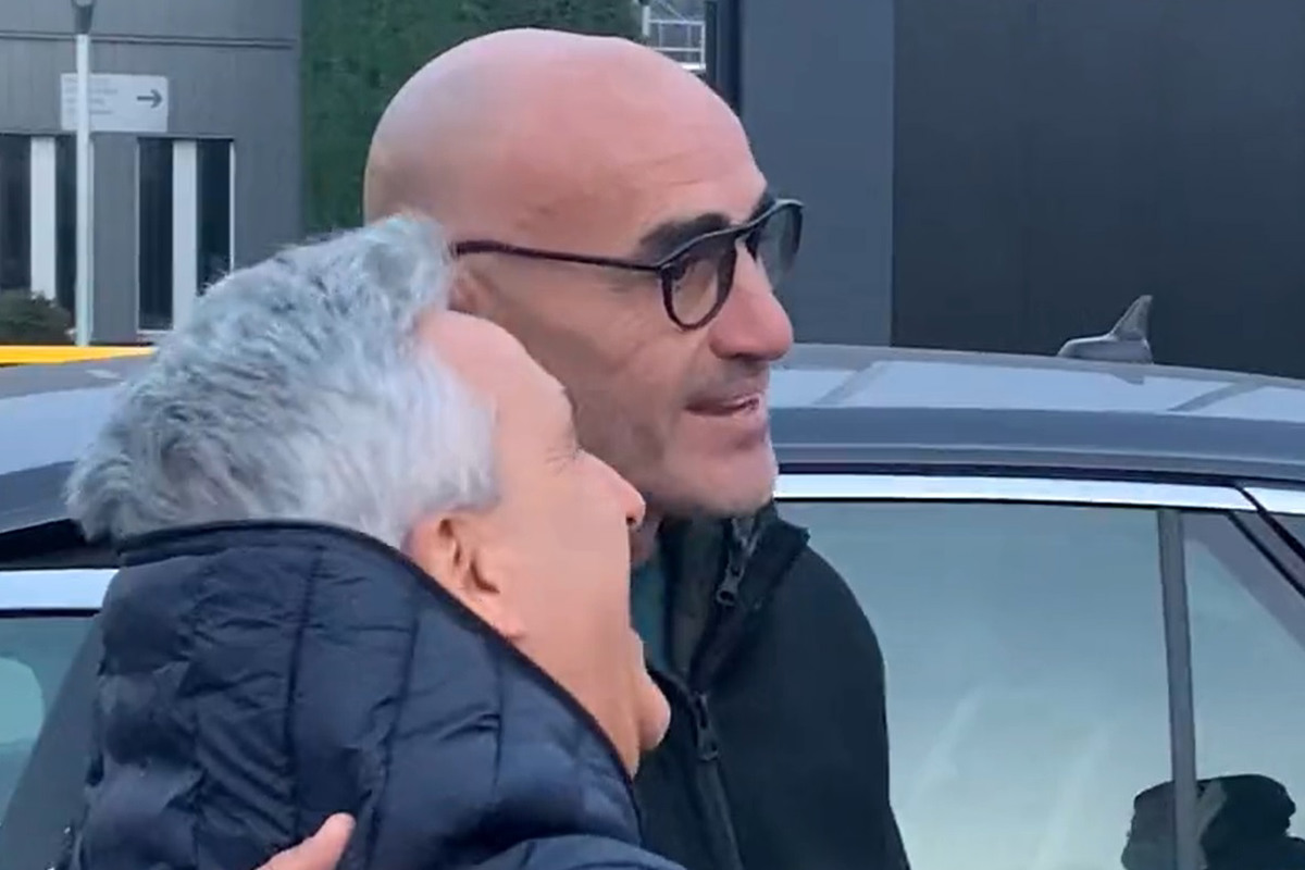 Montero, che accoglienza a Vinovo: bagno di folla per il tecnico - VIDEO 36 Montero 1