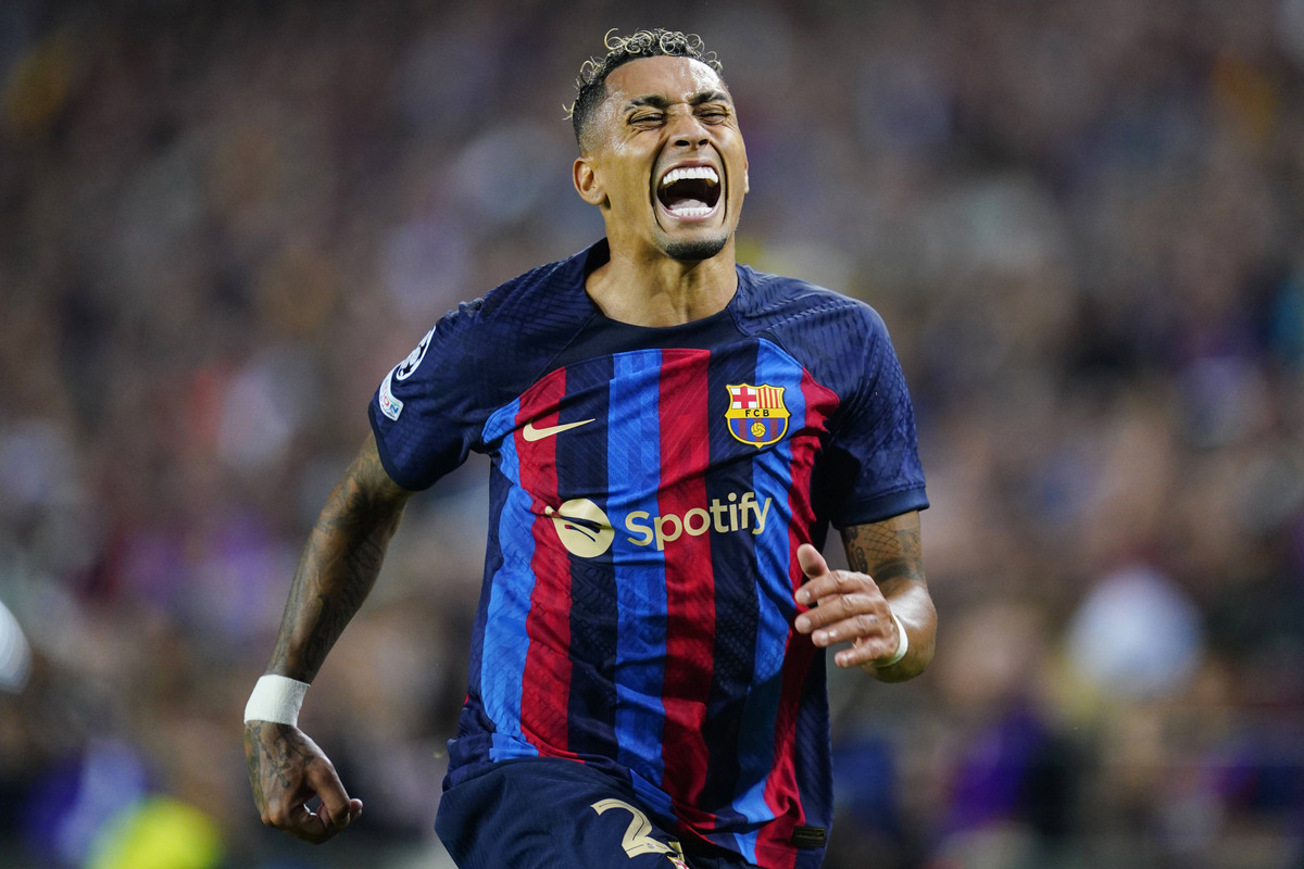 Raphinha Juve, dalla Spagna sicuri: Cherubini c'è! Il piano 36 Raphinha Barcellona