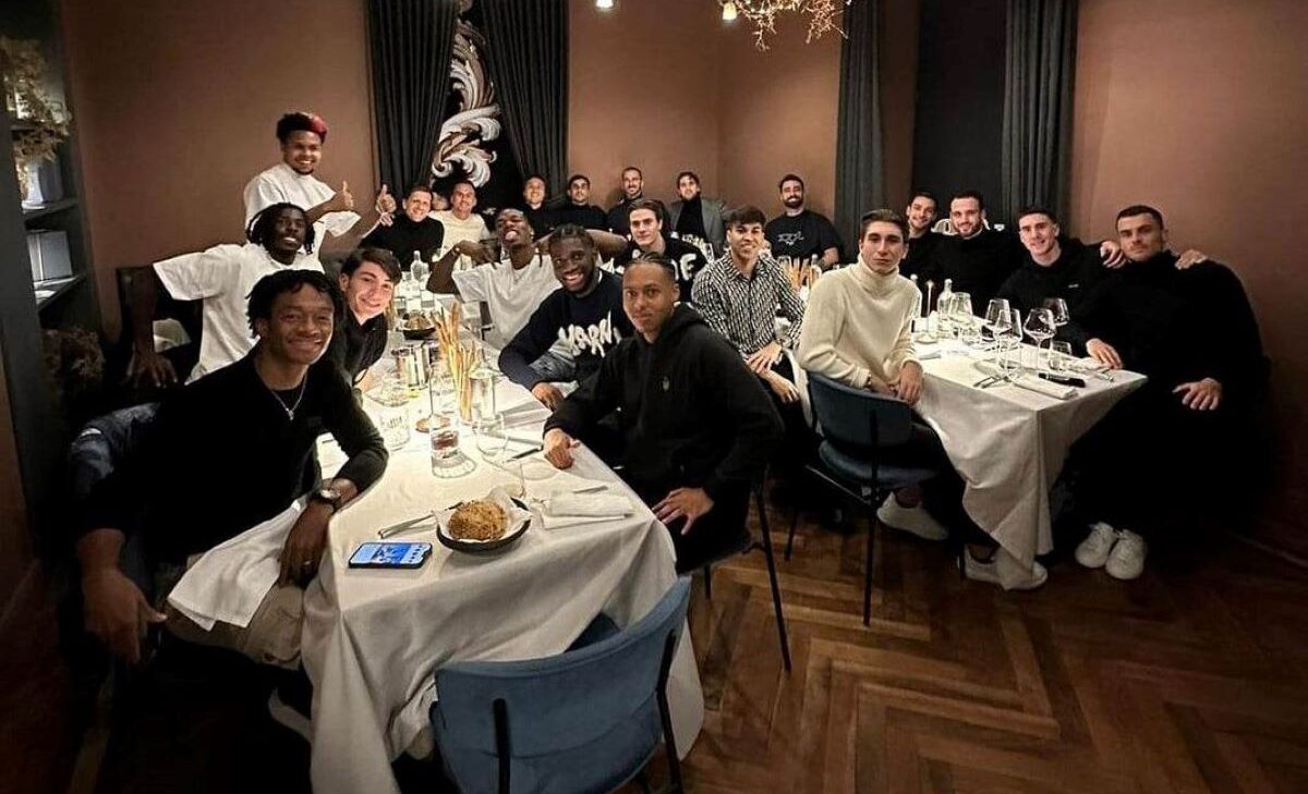 Juve riunita per la cena di squadra. Bonucci: «Guardiamo avanti» 36 cena squadra juve n e1671571015624