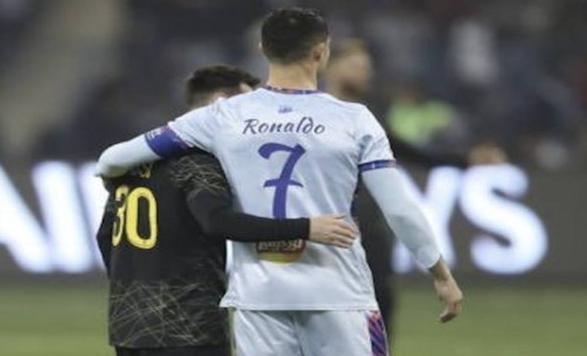 Ronaldo Messi, l’abbraccio leggendario