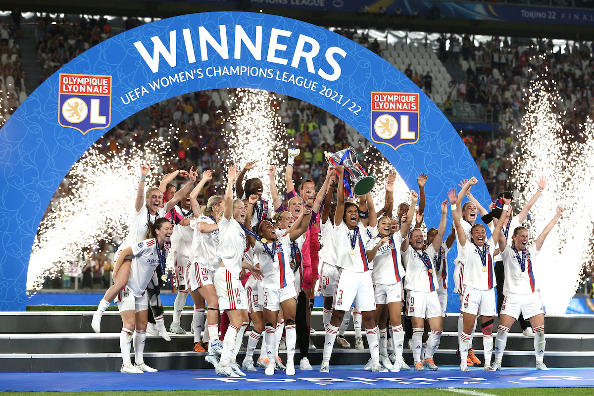 Il Lione replica a Gunnarsdottir: «Abbiamo rispettato la legge e ti abbiamo agevolata» 36 lione femminile