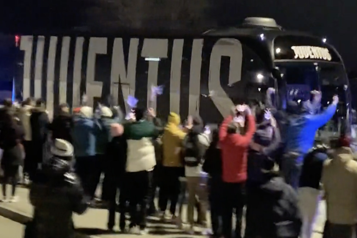 Allianz Stadium: l'arrivo dei pullman di Juve e Torino - VIDEO 36 Pullman Juve 2
