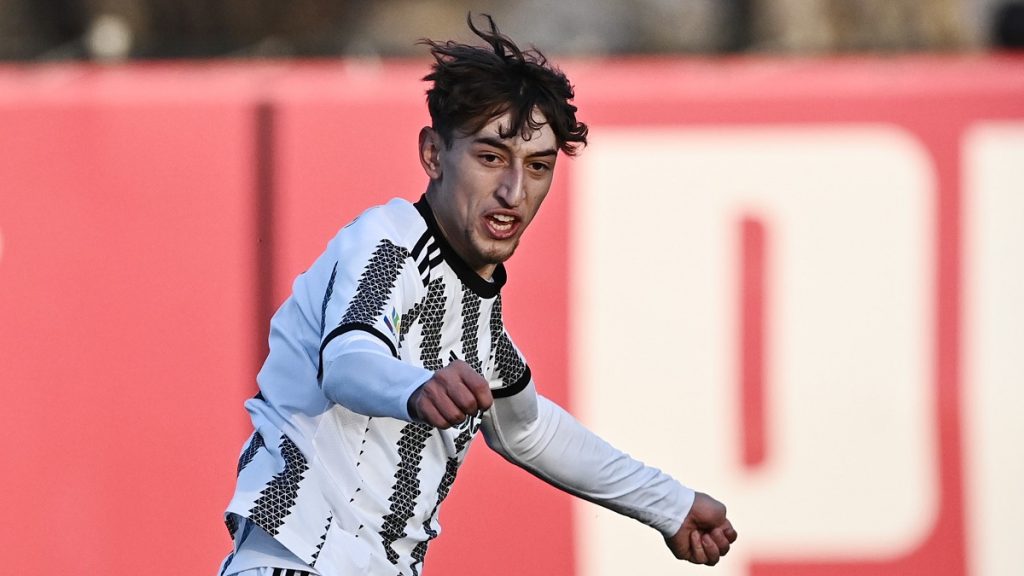 Rouhi Juve, lo svedese SI PRESENTA: ecco chi è l'esterno PROMOSSO dalla ...