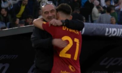 sarri dybala abbraccio
