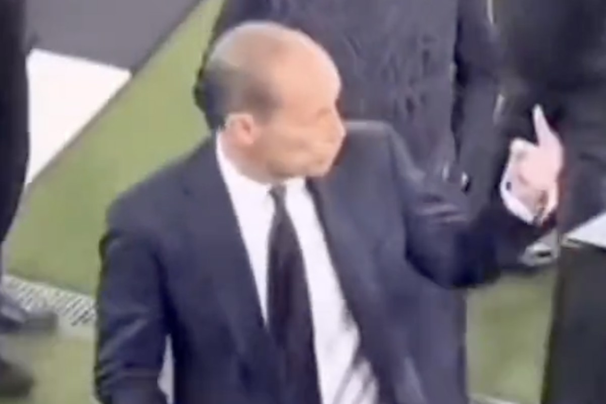 Juve Napoli, Allegri inviperito: «Siete riusciti a vincerne uno» - VIDEO 36 Allegri 4