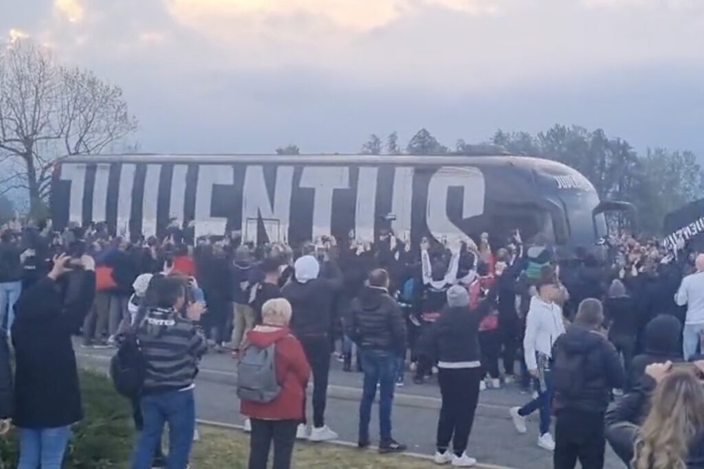 Pullman Juve