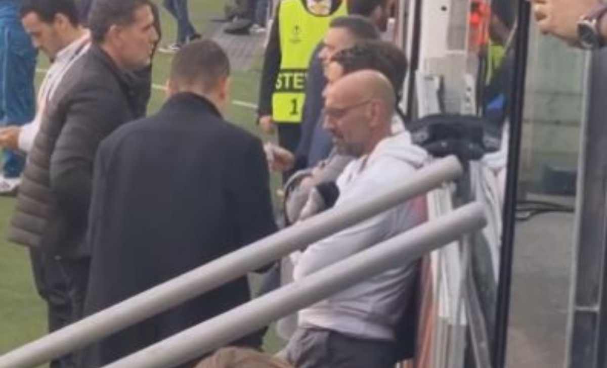 Rifinitura Siviglia pre Juve: a bordocampo anche il ds Monchi - VIDEO 36 Cattura 2