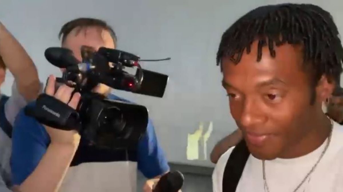 Cuadrado atterrato a Milano, nessuna dichiarazione: da domani sarà dell'Inter - VIDEO 36 cuadrado