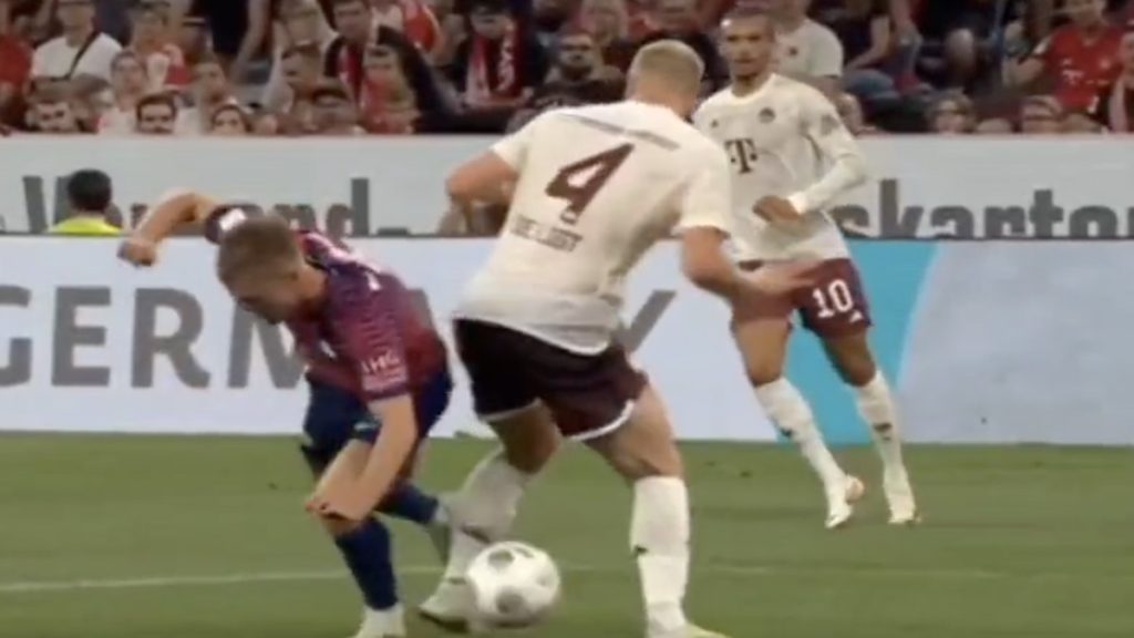 Dani Olmo De Ligt