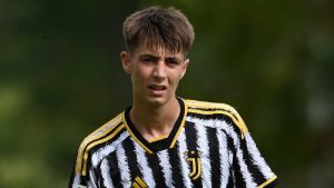 Florea lascia la Juventus Next Gen a titolo definitivo: il centrocampista è pronto per una nuova avventura in Slovacchia. Tutti i dettagli dell’affare