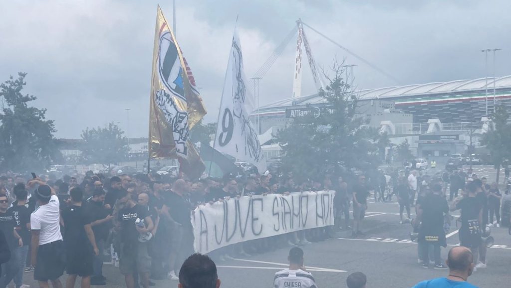 Tifosi pre juve lazio