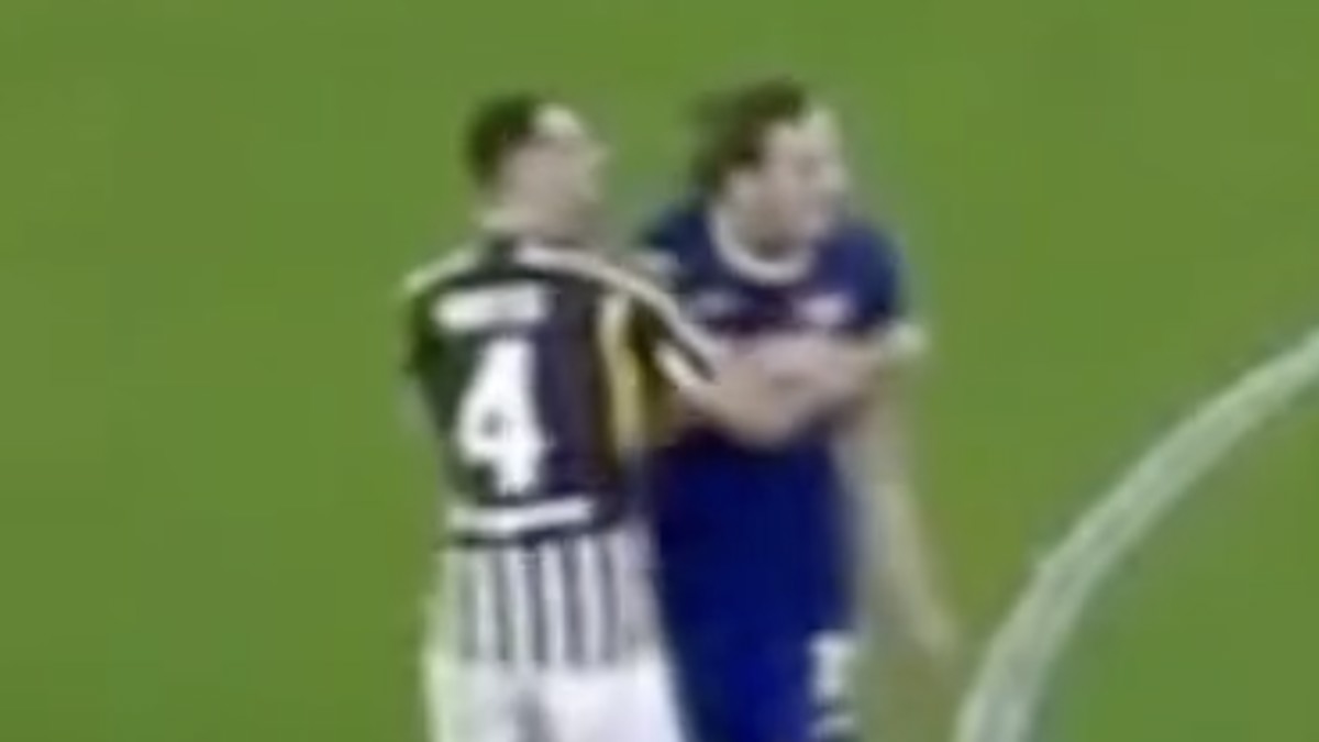 Gatti Djuric, quel VIDEO smonta le accuse verso il difensore! Pugno? No, tutt'altro 36 Gatti Djuric