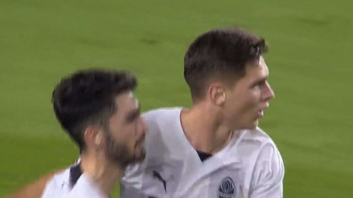 Calciomercato Juve, Giuntoli prende nota: l'obiettivo punisce anche il Barcellona. E la concorrenza aumenta 36 Sudakov