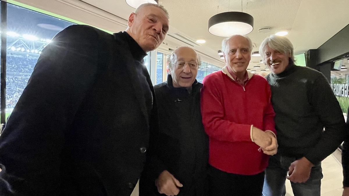 Moggi allo Stadium per Juve Inter: con lui tre leggende bianconere. La FOTO è virale 36 brio-bettega-moggi-torricelli