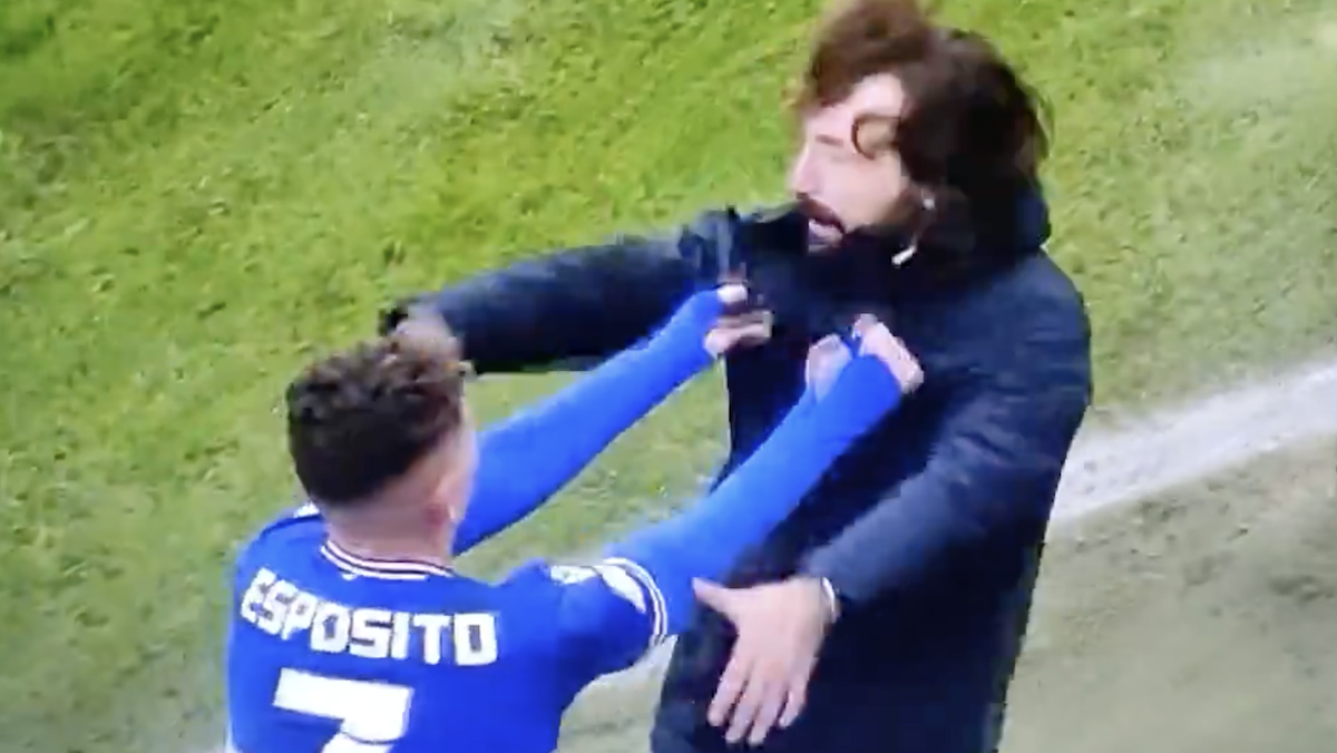 Pirlo strattonato da Esposito: il gesto di esultanza durante Sampdoria Lecco è virale - VIDEO 36 Schermata 2023 12 09 alle 15.55.47 e1702133903594