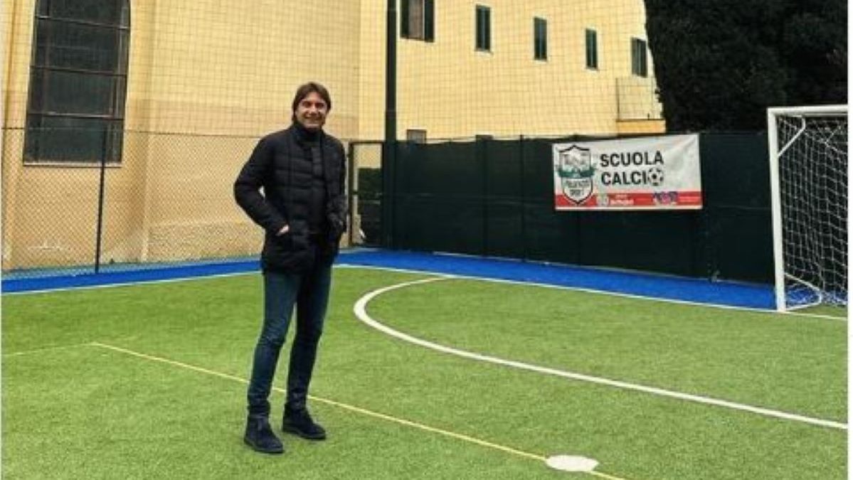 Conte torna nel campo dove giocava da bambino: «Per noi era il Bernabeu» 36 conte campo lecce