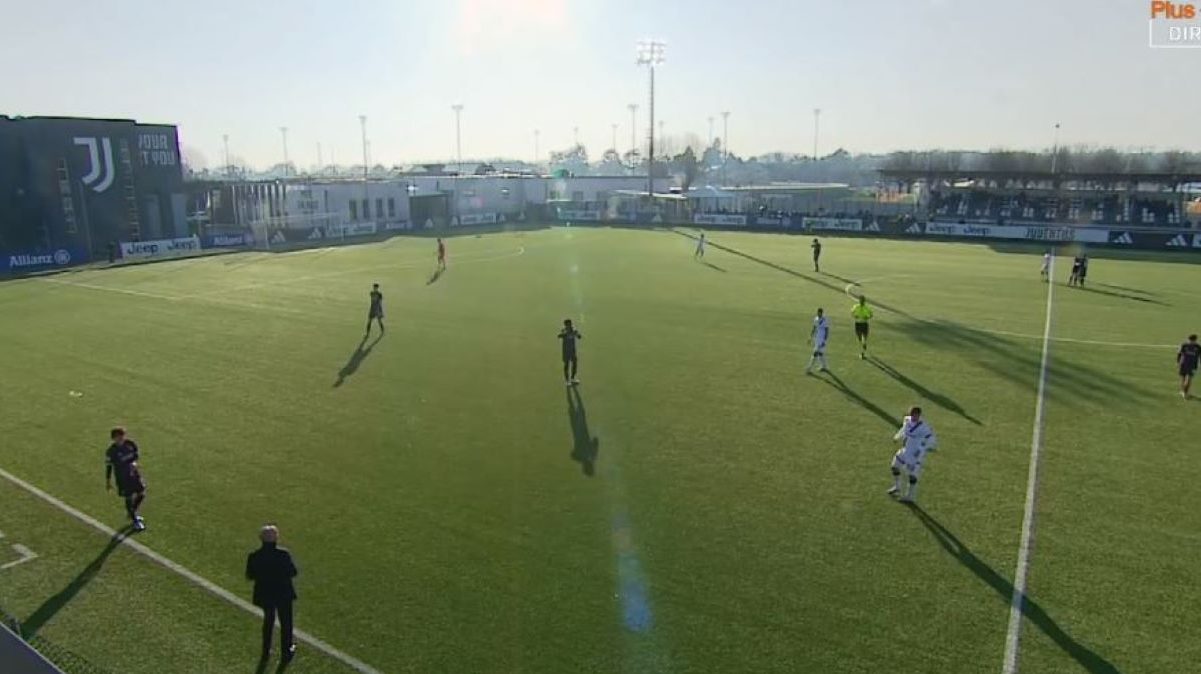 Juve Bologna Primavera, De Luca come Bani: la tocca di mano ma l'arbitro non dà rigore 36 juve bologna primavera