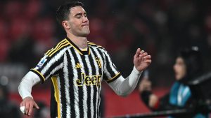 Vlahovic non si è allenato con la squadra! Le condizioni dell’attaccante a 3 giorni da Juve Roma