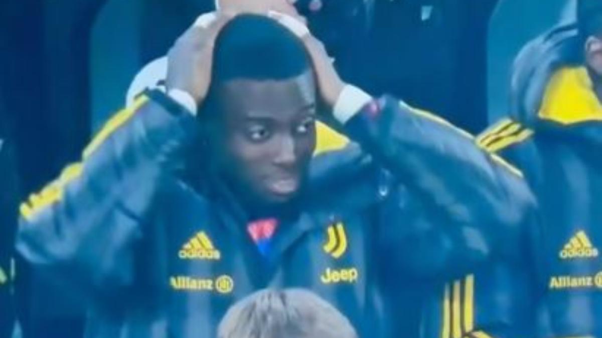 Gol Vlahovic: la panchina reagisce così alla punizione del serbo - VIDEO 36 weah