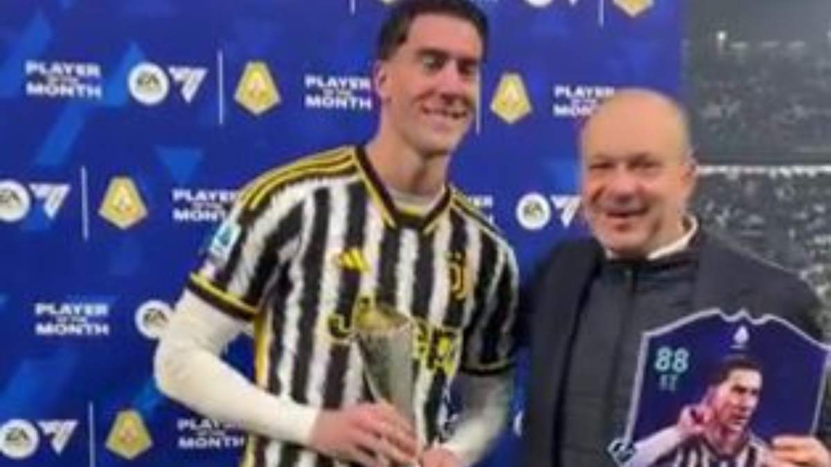 Vlahovic premiato prima di Juve-Udinese: è l'MVP di gennaio - VIDEO 36 Cattura 2 4