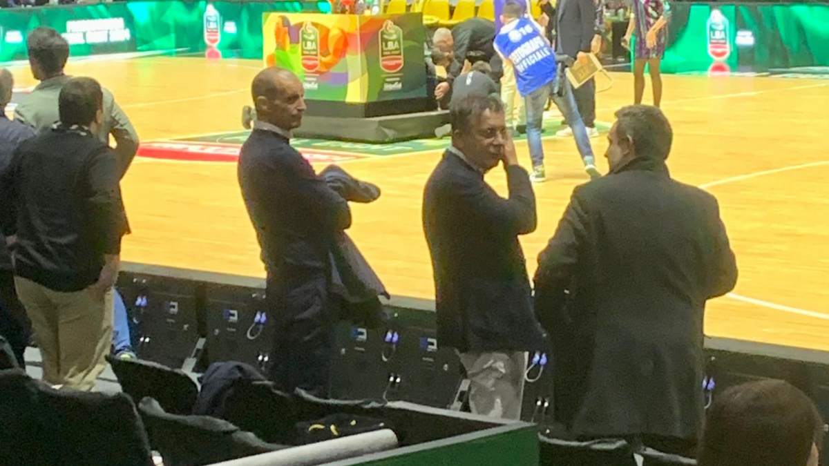 Allegri e Cherubini alle Final Eight per la Coppa Italia di basket: presenti anche i calciatori della Juve 36 allegri cherubini