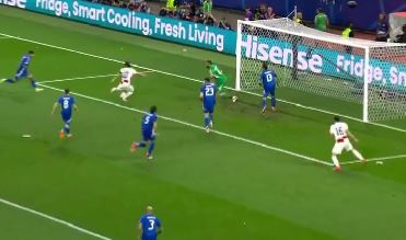 Gol Modric: sblocca subito dopo il rigore parato da Donnarumma - VIDEO 36 gol modric