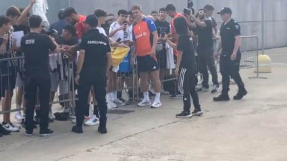 Perin, Pinsoglio e Nicolussi Caviglia: primi ARRIVI al J Medical per l'inizio del ritiro - VIDEO 36 Cattura 1 6