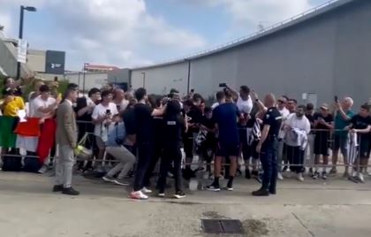 Thiago Motta Juve, al J Medical parte subito il coro: «Chi non salta interista è» - VIDEO 36 thiago motta juve