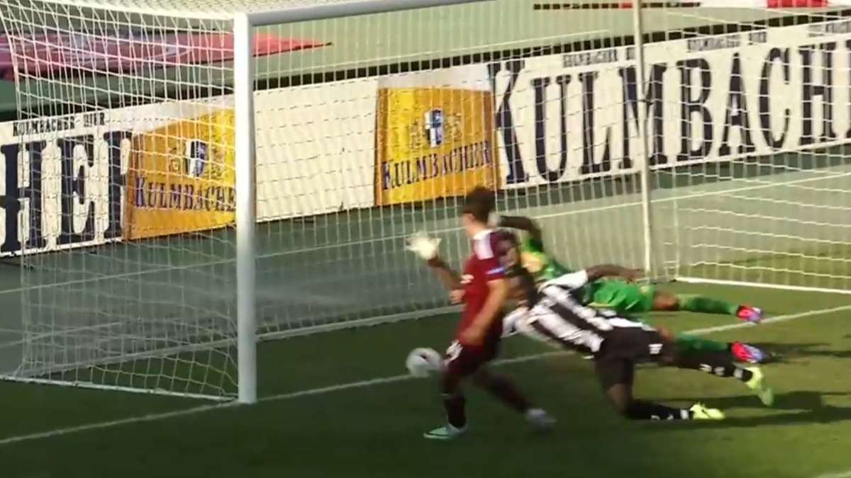 Weah, "parata" sulla linea di porta: clamorosa svista dell'arbitro in Norimberga-Juve - VIDEO 36 weah juve