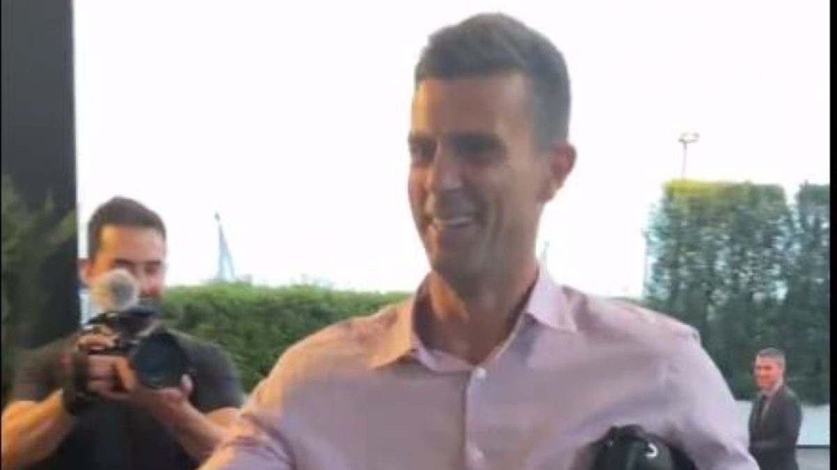 Thiago Motta alla Continassa, sorrisi e abbracci: il VIDEO della Juve 36 thiago motta continassa juve