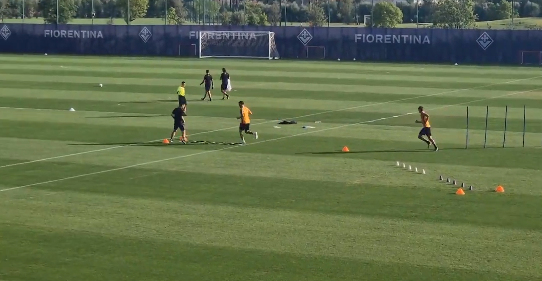 Mercato Juve, Nico Gonzalez si allena con la Fiorentina: quel DETTAGLIO non è sfuggito! Le ultime sulle CIFRE - VIDEO 36 Immagine 2024 08 21 190832