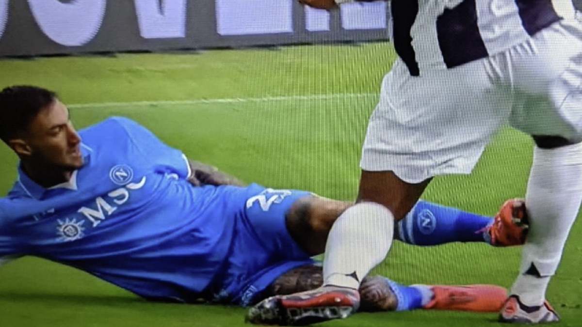 Politano Bremer, Marelli SENZA DUBBI: «MANCAVA questo cartellino ma anche Locatelli su Lukaku... Ecco le SCELTE di Doveri» 36 Politano Bremer