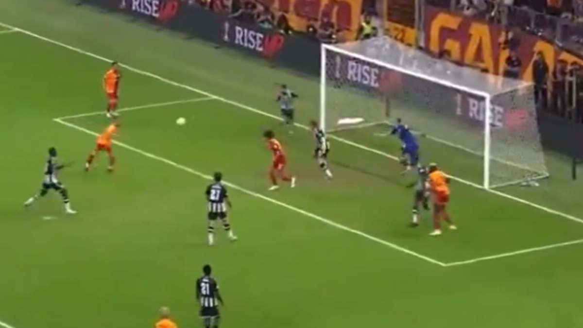 Osimhen Juve, altro ASSIST in Europa League: il bomber nigeriano è ancora DECISIVO per il Galatasaray - VIDEO 36 osimhen