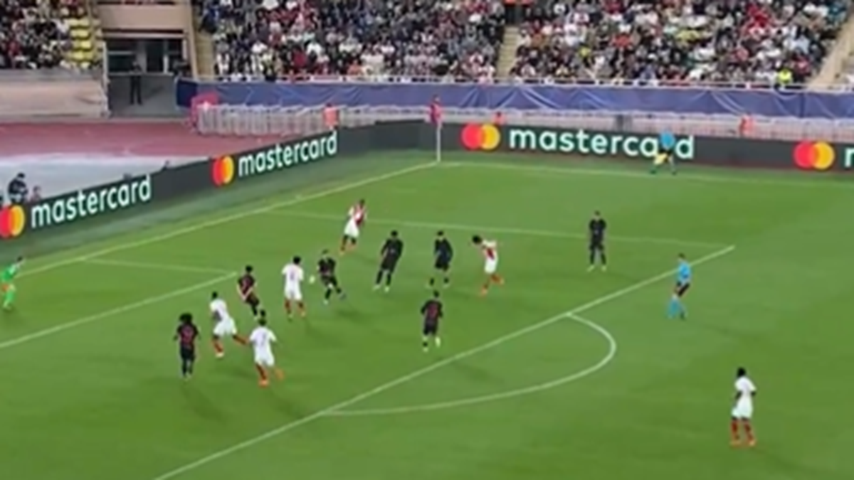 Akliouche Juve: il pallino bianconero STREGA anche in Europa. Ma cosa ha fatto in Monaco Barcellona?! Giuntoli prende nota - VIDEO 36 akliouche