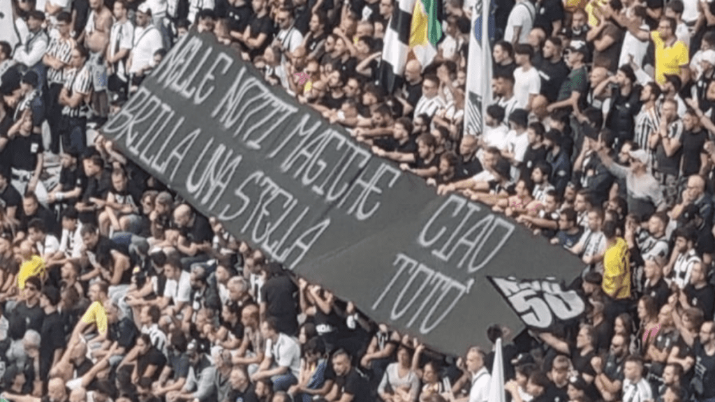 Juve Napoli, i RETROSCENA: gli episodi CURIOSI che non avete notato dall'Allianz Stadium 37 Striscione Schillaci