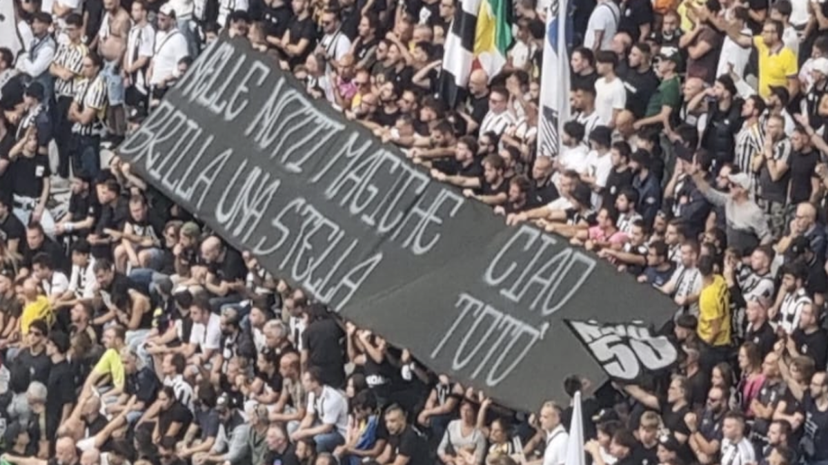 Morte Schillaci, i tifosi bianconeri lo RICORDANO così: «Nelle Notti Magiche BRILLA una stella» - FOTO 36 Striscione Schillaci