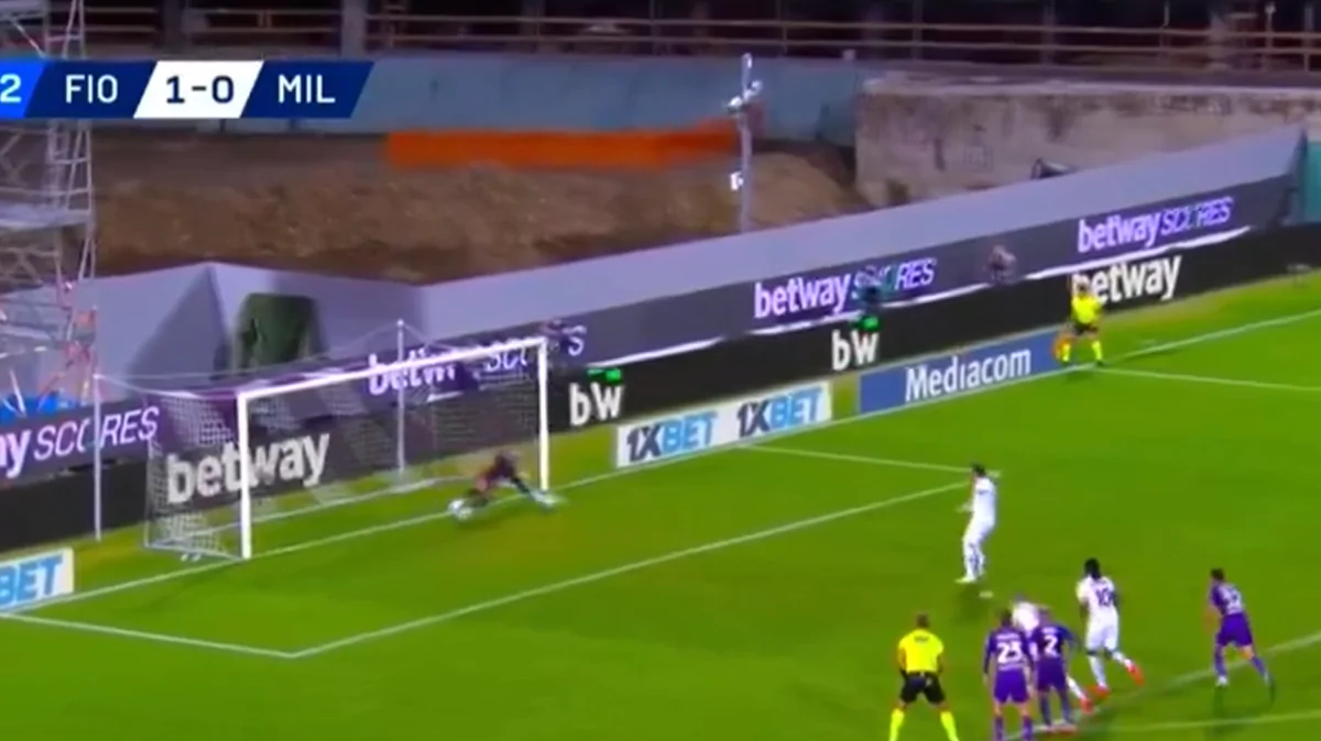 De Gea MIRACOLOSO in Fiorentina Milan: il portiere para DUE rigori clamorosi - VIDEO 36 De Gea