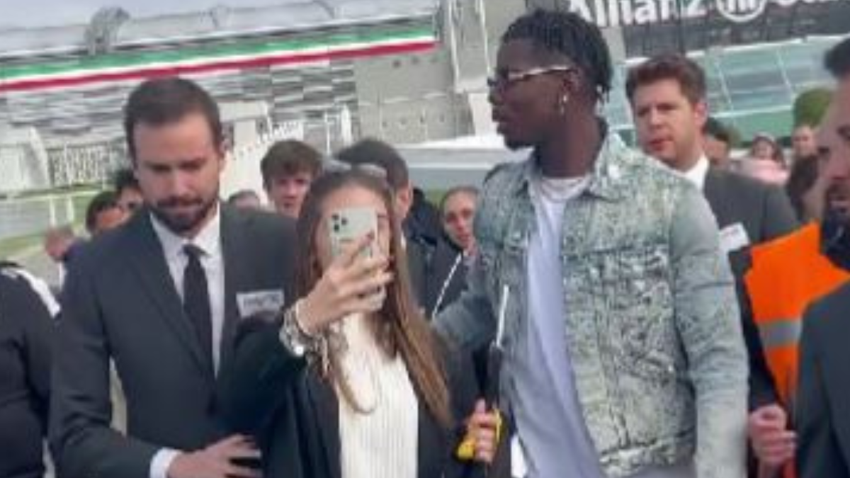 Pogba RITORNA all'Allianz Stadium: FOTO e VIDEO dell'ACCOGLIENZA dei tifosi bianconeri al centrocampista francese 36 pogba