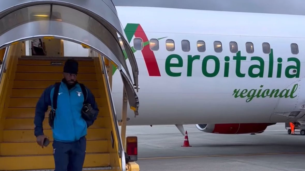 Juve Lazio, i biancocelesti sono atterrati a Torino! La FOTO dell'arrivo della squadra di Baroni 36 lazio