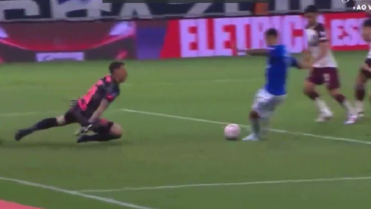 Gol Kaio Jorge, l'ex Juve torna a segnare con la maglia del Cruzeiro: grande rete del brasiliano - VIDEO 36 kaio jorge